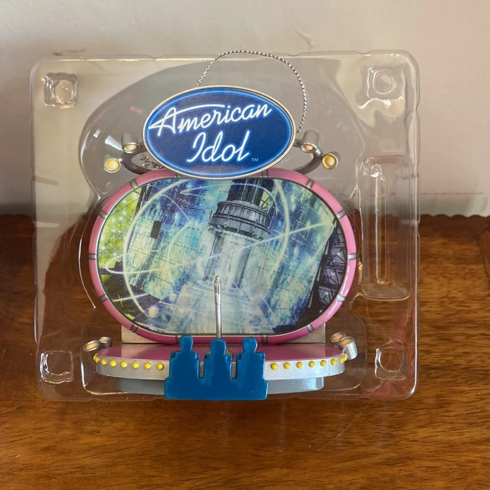 Vintage 2008 Carlton Cards American Idol Musical Ornament Boxed